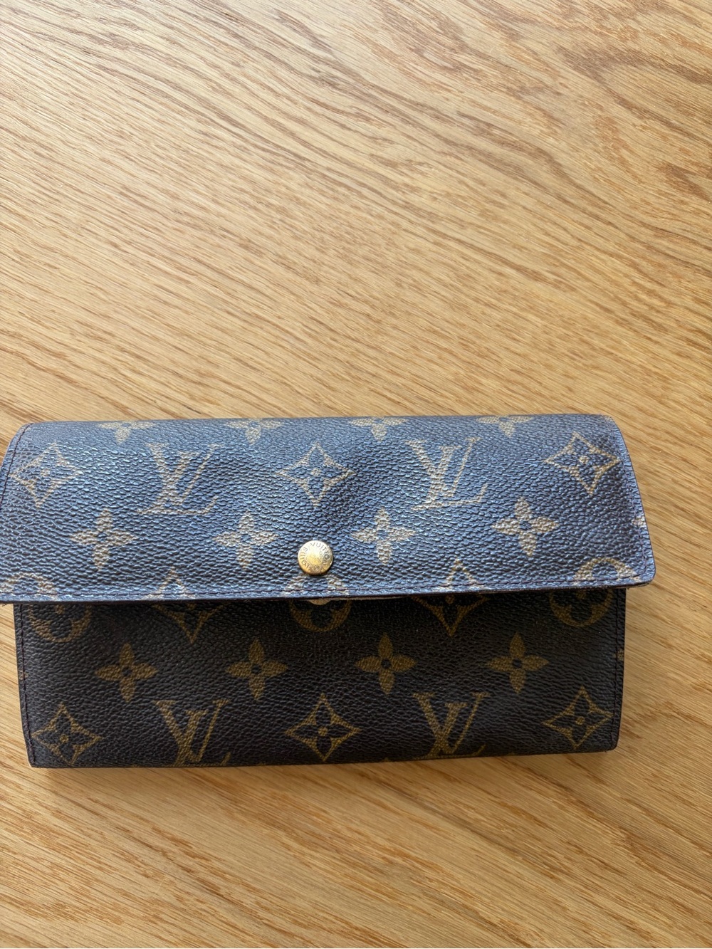 Authentic Louis Vuitton Monogram Wallet needs repair